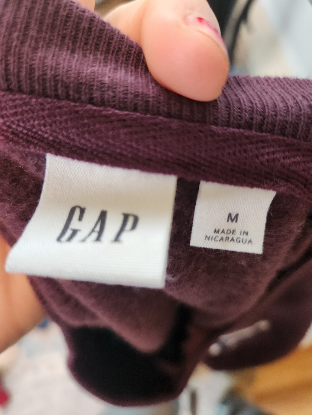 GAP Crewneck Sweatshirt in Deep Plum - Picture 2 of 2